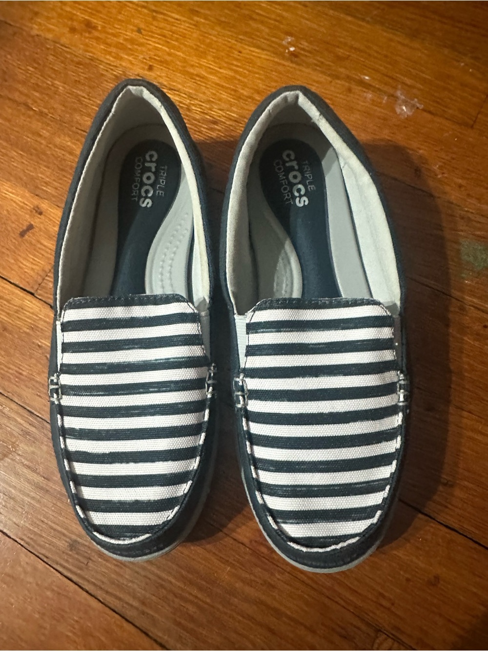 Crocs Triple Comfort Navy White Canvas Stripe Slip On Women’s Size 6 Loafers